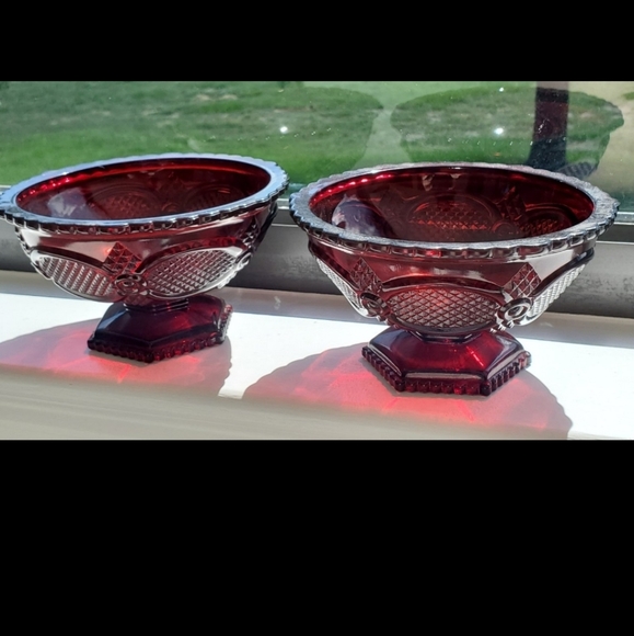 Avon Cape Cod Ruby Red Footed Candy Dish / Bowl Set Of 2 Vintage - Picture 3 of 3